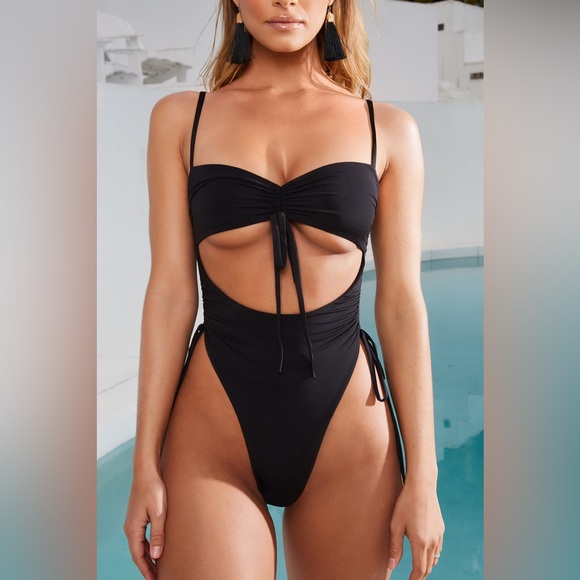 Oh Polly Addictive Ruched Cut Out Underbust Swimsuit in Black Size XL NWT - Picture 8 of 16